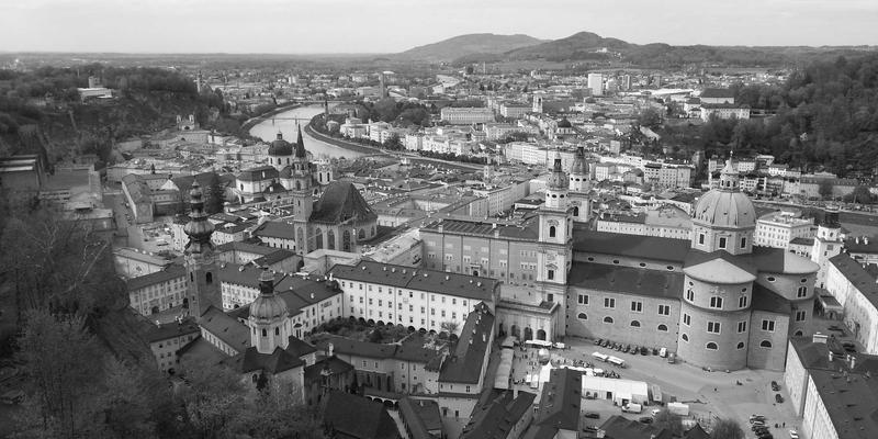 智能联动,效能跃升:揭秘河南天科给料机预筛分与主破碎机的精密协同控制