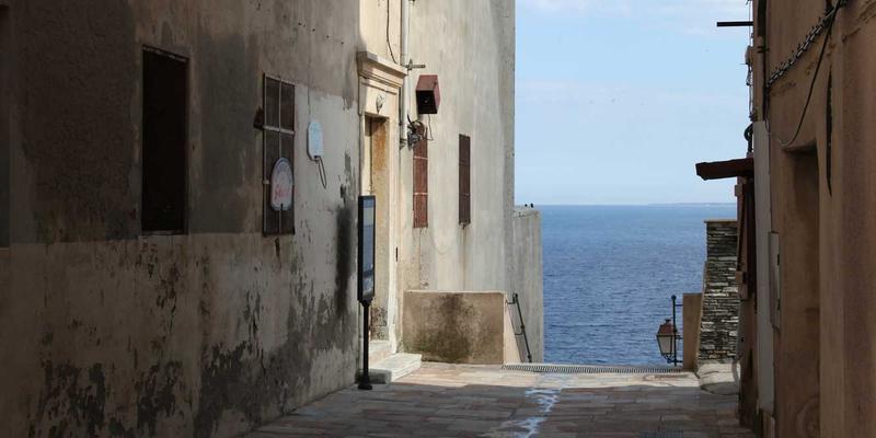 精密工程学视角:河南天科大型矿山设备地脚螺栓与基础安装的三大核心要求